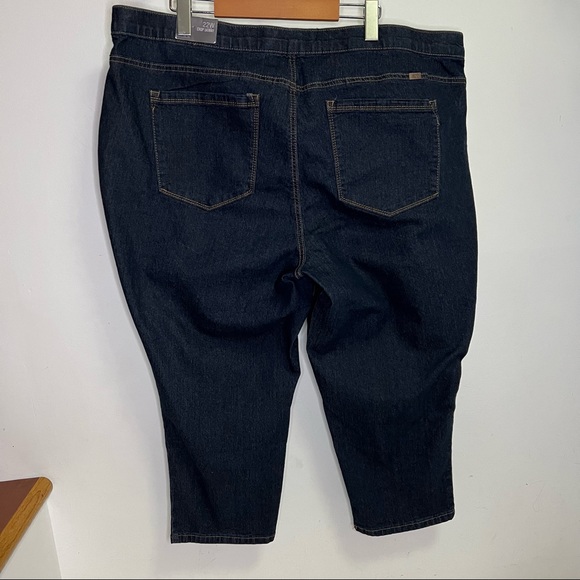 NEW 1822 Denim Plus Size Cropped Denim Capris Plus Size 20W - Picture 12 of 13